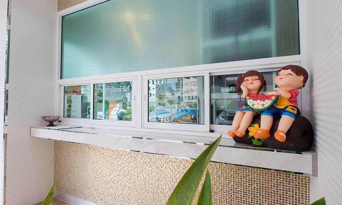 Thung Maha Mek Hotel | Parvena Hotel