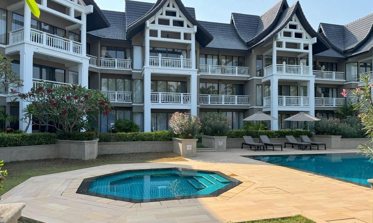 Laguna Apartment | Peaceful Allamanda - great amenities, golf course