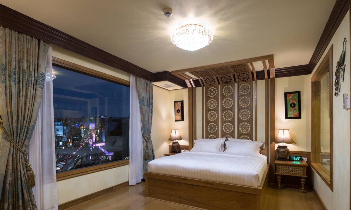 Nimman Hotel | Peak Nimman Prestige Hotel