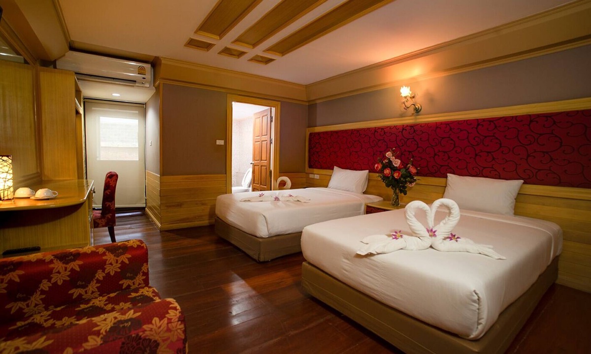 Ban Mai Hotel | Pearl resort and hotel