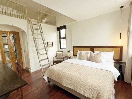 Pratunam House | Pennkiat House