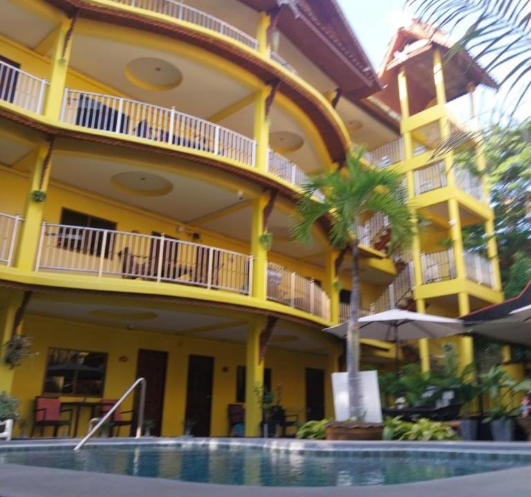 Pratumnak Hill House | Phratamnak Inn Hotel & Guesthouse - 100 mtr from the beach