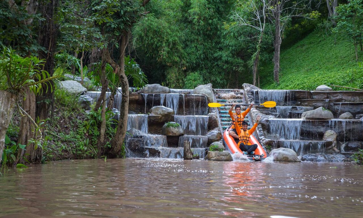Khaem Son Hotel | Phukaew Resort & Adventure Park
