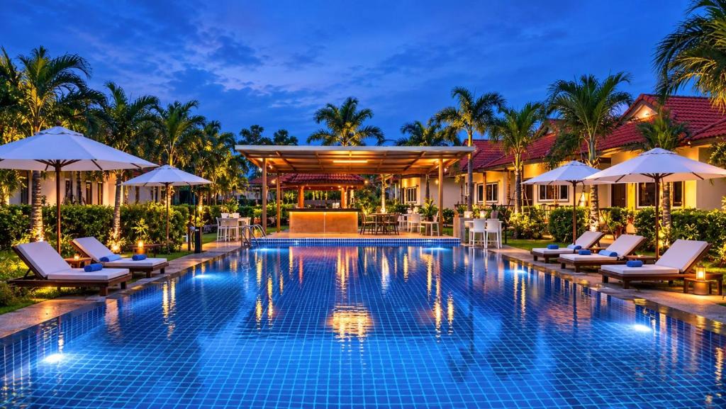 Sa Khu Hotel | Phuket Airport Villa