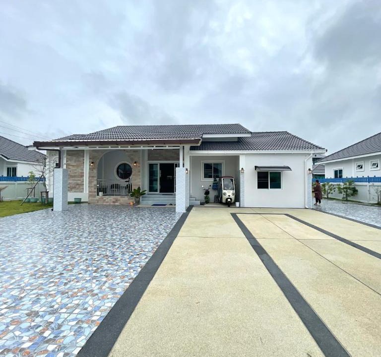Saraphi Villa | Private home