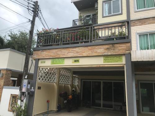 Ban Saiyuan House | Rawai Seaview Pool Townhouse