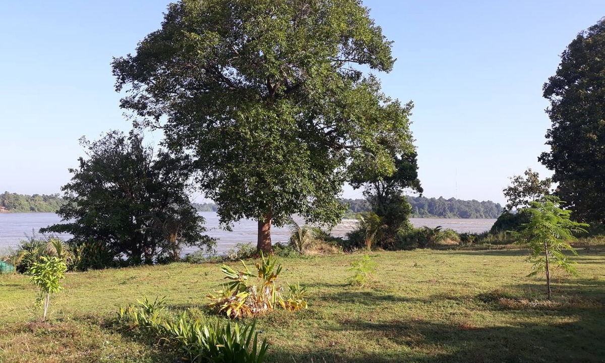 Sirindhorn House | Riverside Holiday Home at Sainam