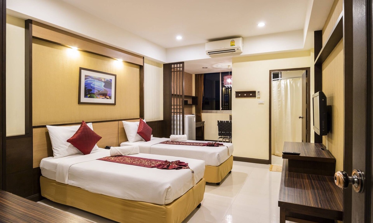 Huay Kaew Hotel | Sakulchai Place Hotel