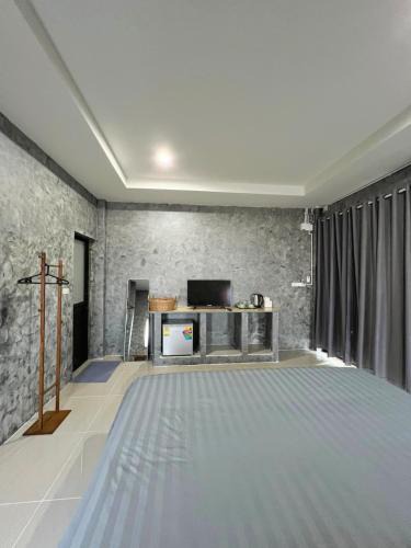 Koh Lan Hotel | Samanta By The Hill