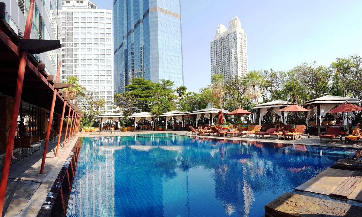 Yan Nawa Apartment | Serviced 2 Bed PENTHOUSE SKY VILLAS with View, Pool and BTS
