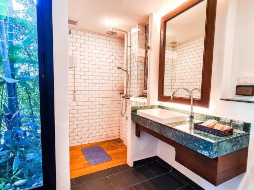 Wua Lai Hotel | Smile Lanna Hotel