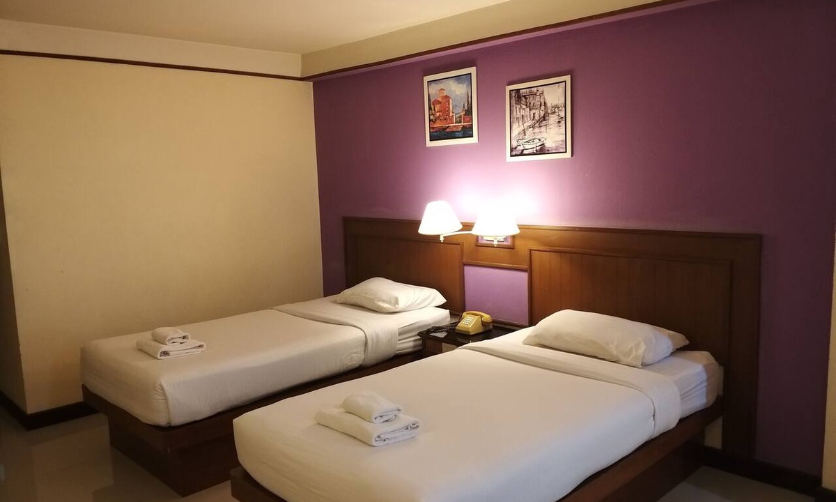 Suphan Buri Hotel | Songphanburi Hotel