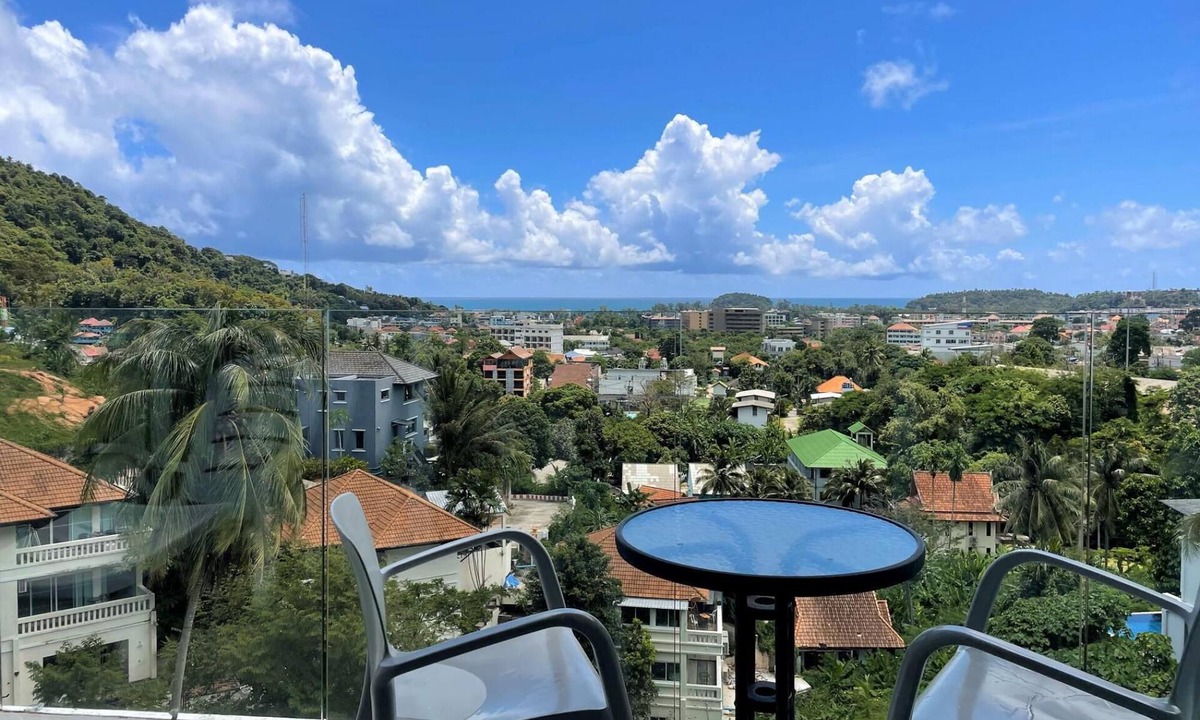 Kata Apartment | Spacious 2br sea view apartment at Kata Ocean View