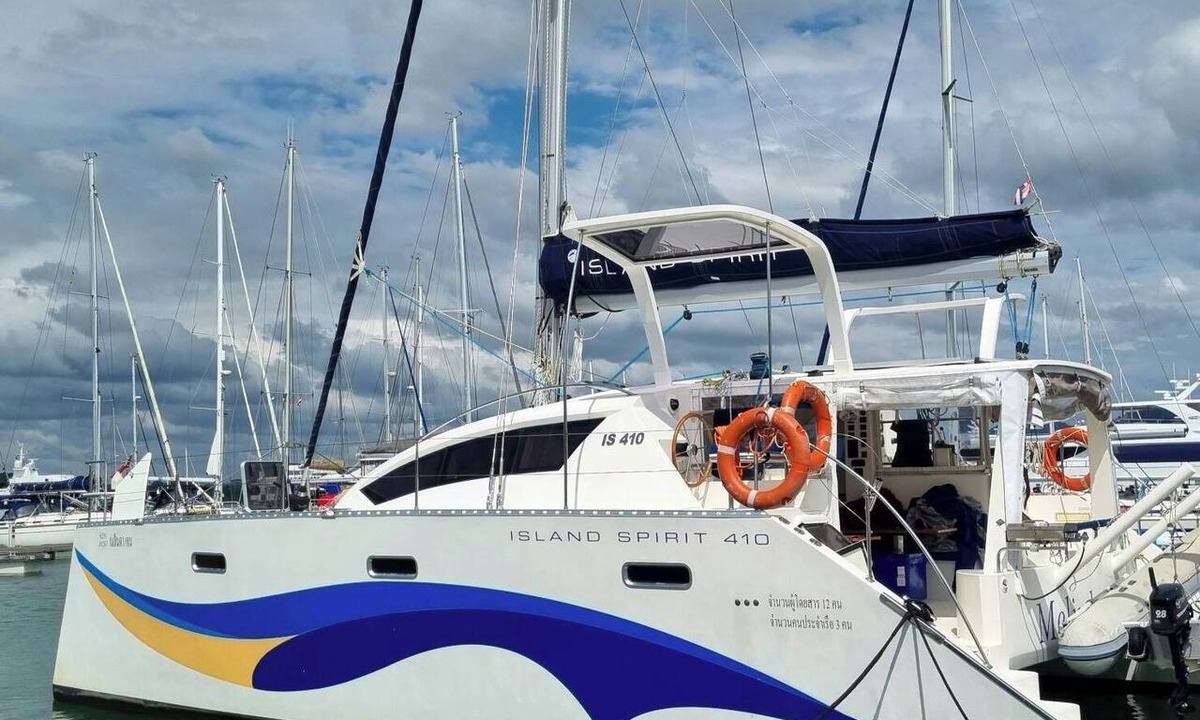 Ban Na Faek Boat Rental | Sun-Kissed Sailing Adventure in Phuket