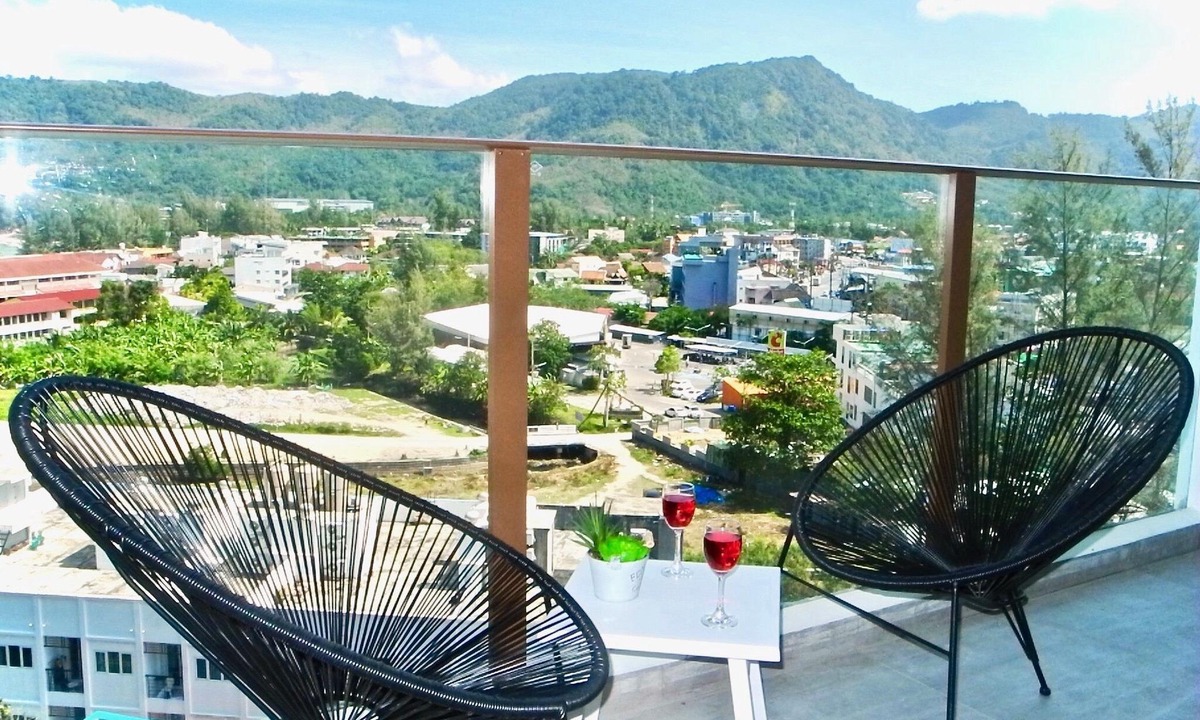 Kamala Apartment | Superb studio, only 5 minutes walk from