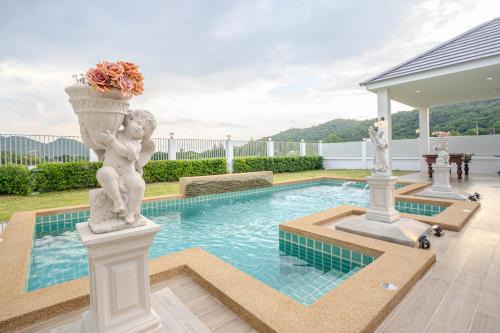 Hua Hin Villa | Supreme Private Villa with 4 Bedrooms and Nice Pool