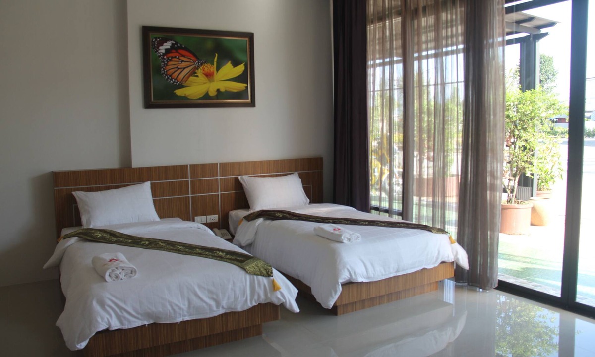 Surat Thani Hotel | Tawan Anda Garden Hotel