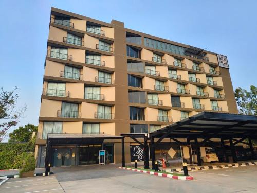 Pak Phraek Hotel | The 28th Hotel