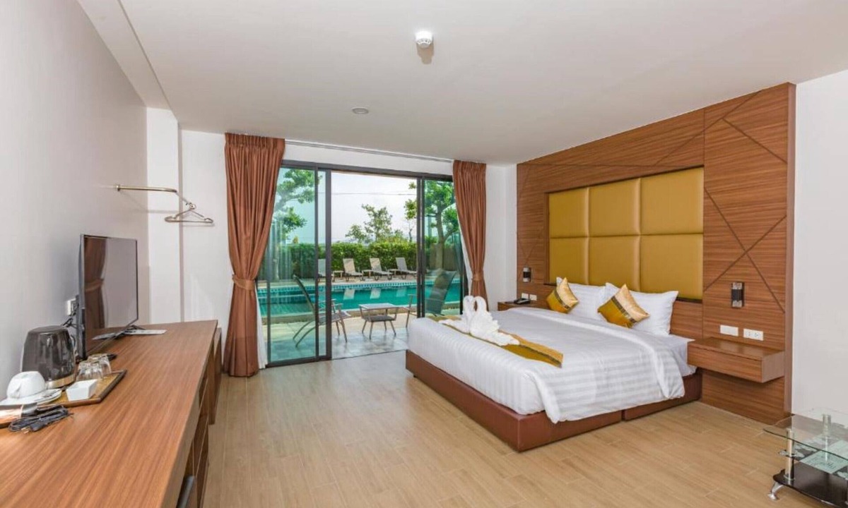 Sa Khu Hotel | The Bell Airport Phuket Hotel