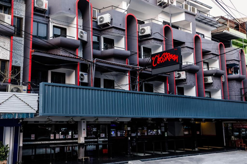 Pattaya Bay Hotel | The Classroom Hotel