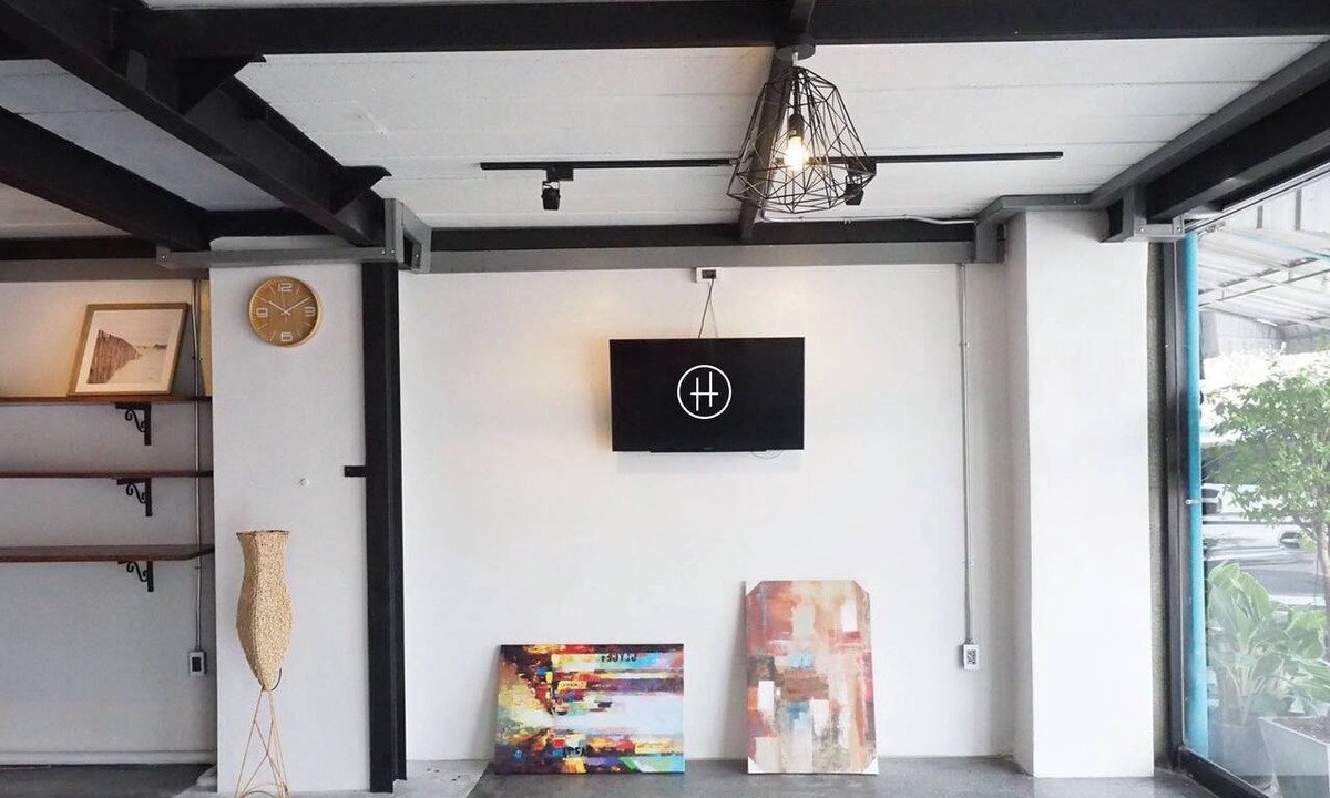 Nakhon Si Thammarat Hotel | The Color Express Hotel