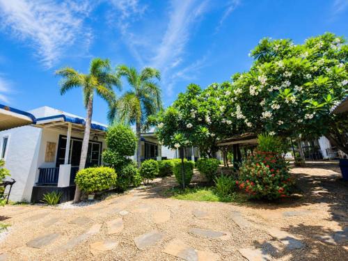 Koh Lan Resort | The Light House Resort - Kohlarn เดอะไลท์เฮ้าส์รีสอร์ท เกาะล้าน