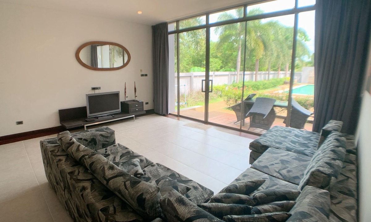 Si Sunthon Villa | The local Phuket @ Phuket Nan