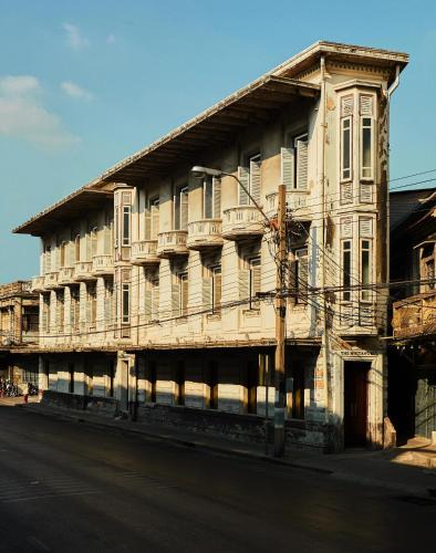 China Town Hotel | The Mustang Blu