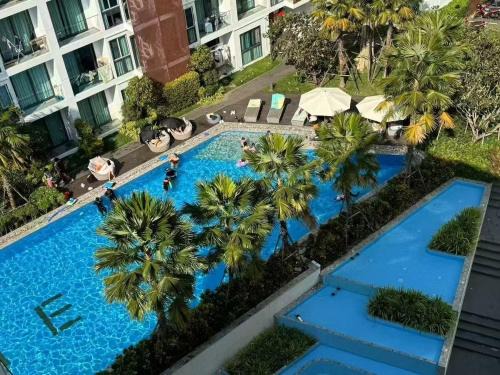 San Sai Apartment | The one condo pool view