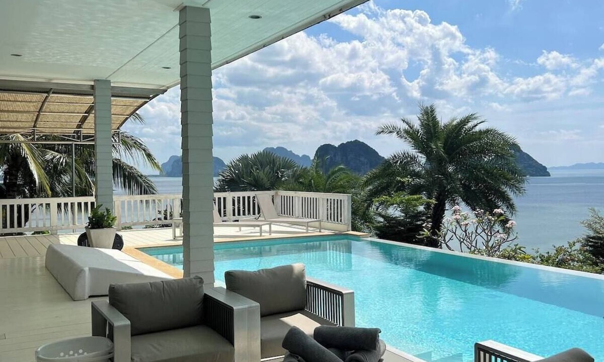 Sikao House | The Sunny Hill Private Estate