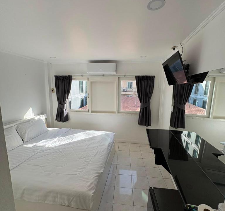 Pattaya Bay Hotel | Todd Inn Walking Street