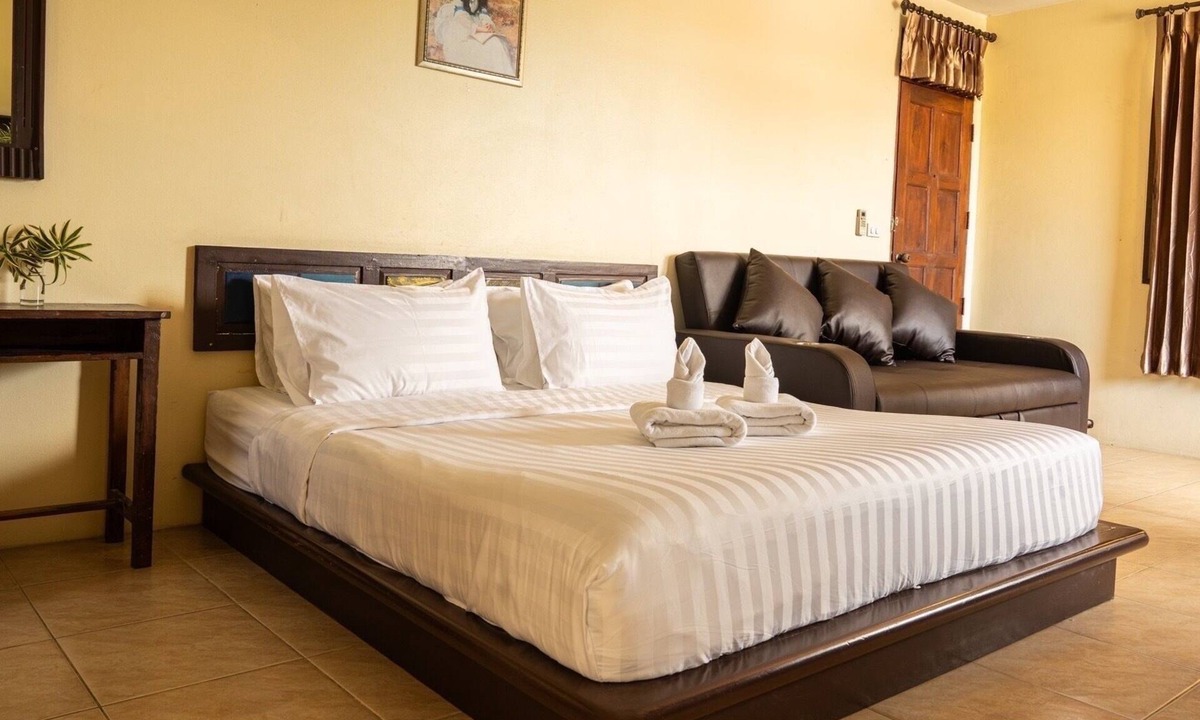 Chang Phueak Hotel | Trithana Boutique House