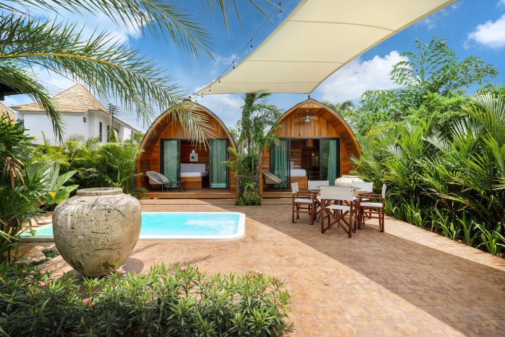 Choeng Thale Villa | Tropical Chalet 2BR Villa Pasak Paradise 1 with Private Pool, Laguna 10 min drive