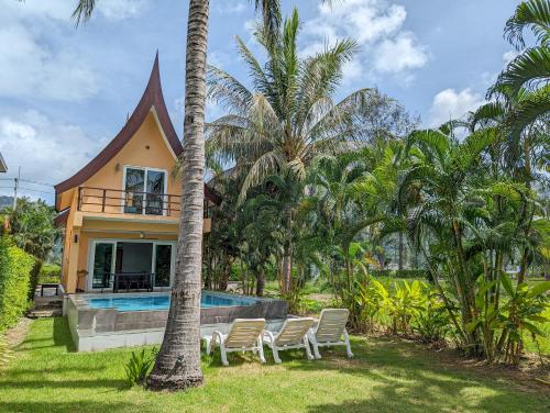 Klong Son Villa | Villa with Private Pool - by KohChangVillas