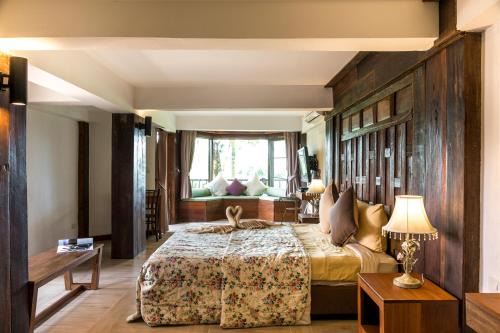 Wang Nam Khiao Resort | Village Farm and Winery