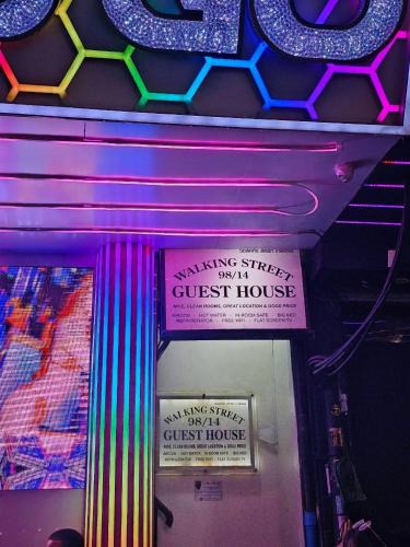 Pattaya Bay House | Walking Street Guest House
