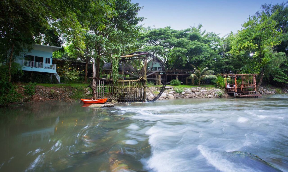 Khanong Phra Hotel | Watermill Resort
