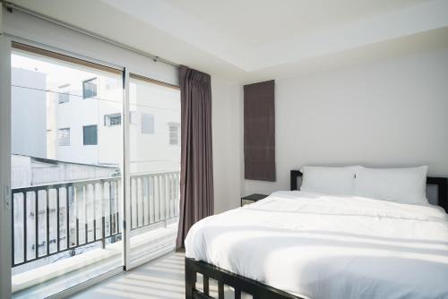 Wang Burapha Phirom Apartment | WinTel MRT Samyot - วินเทล สามยอด