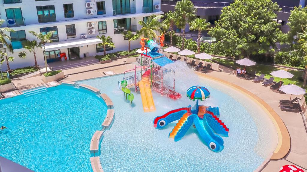 Rawai Hotel | Wyndham La Vita Rawai Phuket