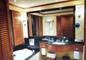 2 bedroom 2 Bath luxury apartment (sleeps 6) Available Feb 2018