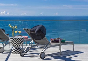 At Last You and Your Friends Can Rent a Luxury Villa with 24/7 Concierge, Phuket Villa 1034