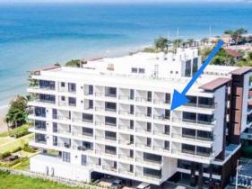 Beachfront Escape Studio E265