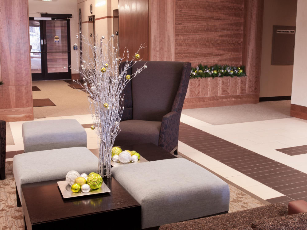 Phuket Palace Condominium By Ale