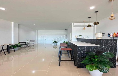 Si Sunthon Hotel | 20 m² Hotel ∙ 4 guests