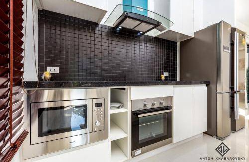 Choeng Thale Hotel | 320 m² Hotel ∙ 8 guests