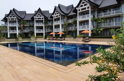Laguna Apartment | Allamanda 1 Bedroom Apartment with Golf View