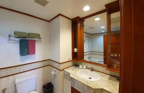 Laguna Apartment | Allamanda 1 Bedroom Apartment with Golf View