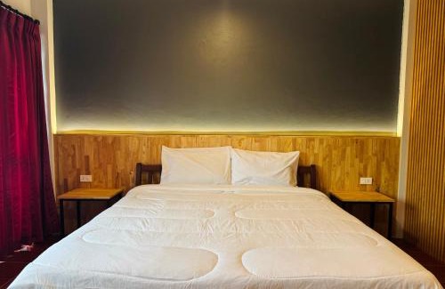 Phuket Apartment | Henry’s House