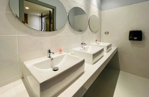 Talat Yai Hostel | Rabbitel Phuket