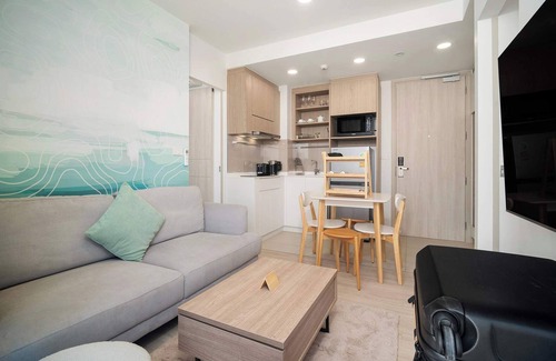 Laguna Condo | Skypark Aurora 2 BR 2Ax1 Golf side